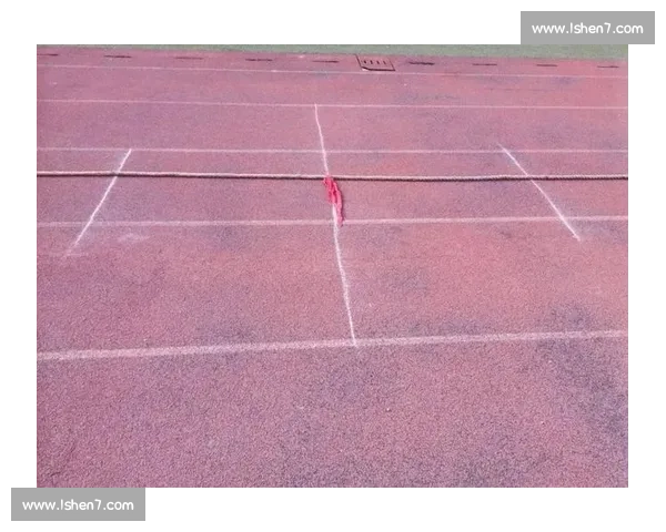 校园体育课拔河比赛场地标准画法与布局步骤详细图解指南实用教程